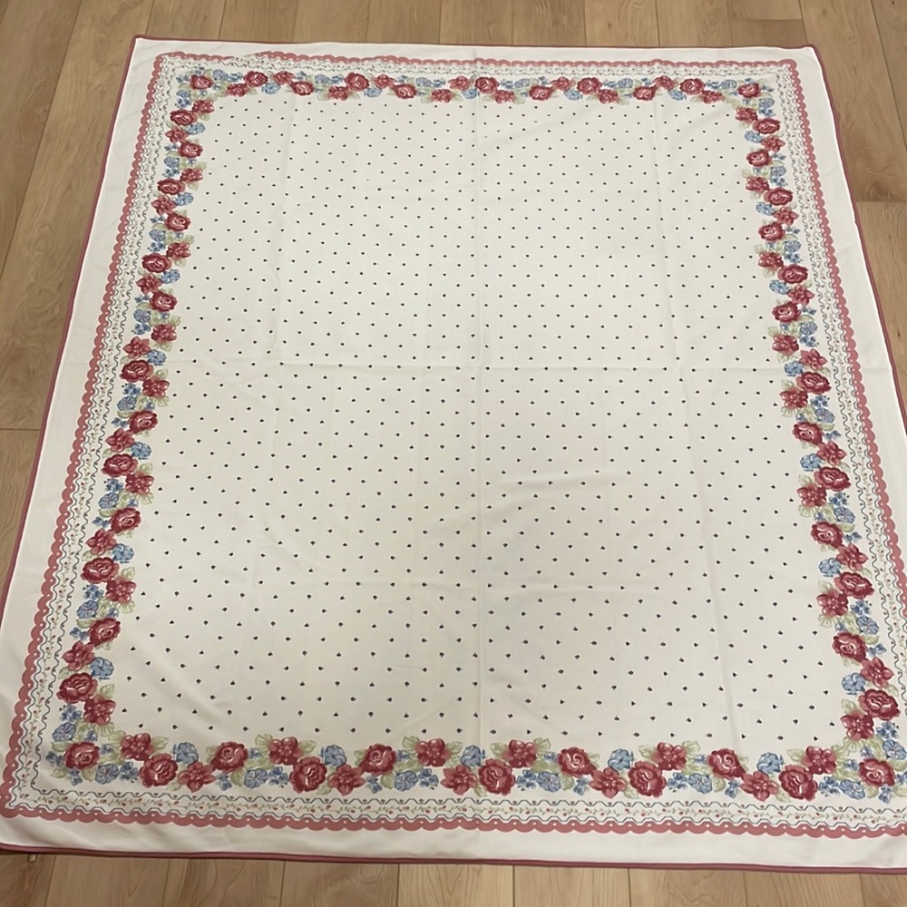 Vintage Floral Printed Rectangular Tablecloth, Approx 54.5x63”